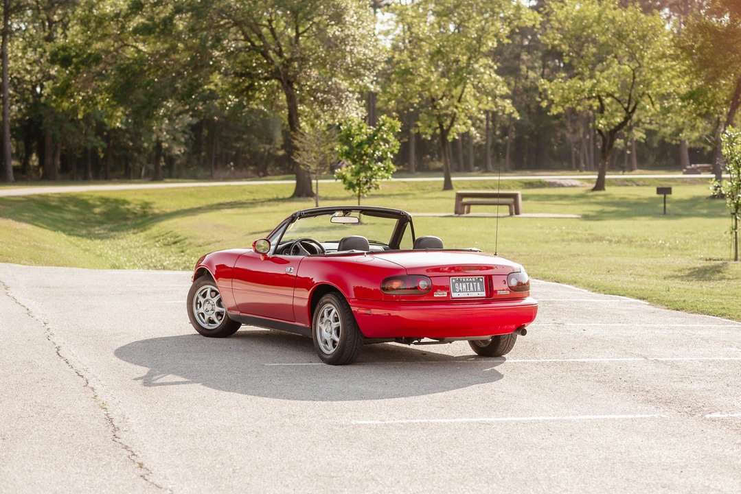 1994 Mazda NA MX-5 Miata - Image 11 of 31