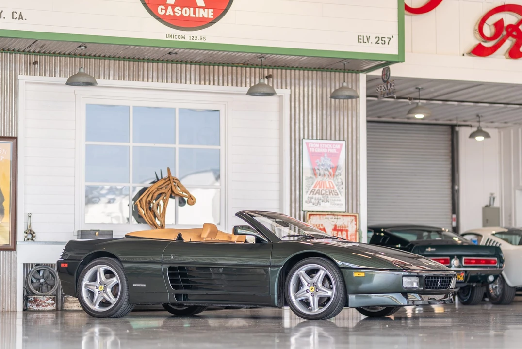 1995 Ferrari 348 Spider - Image 25 of 31