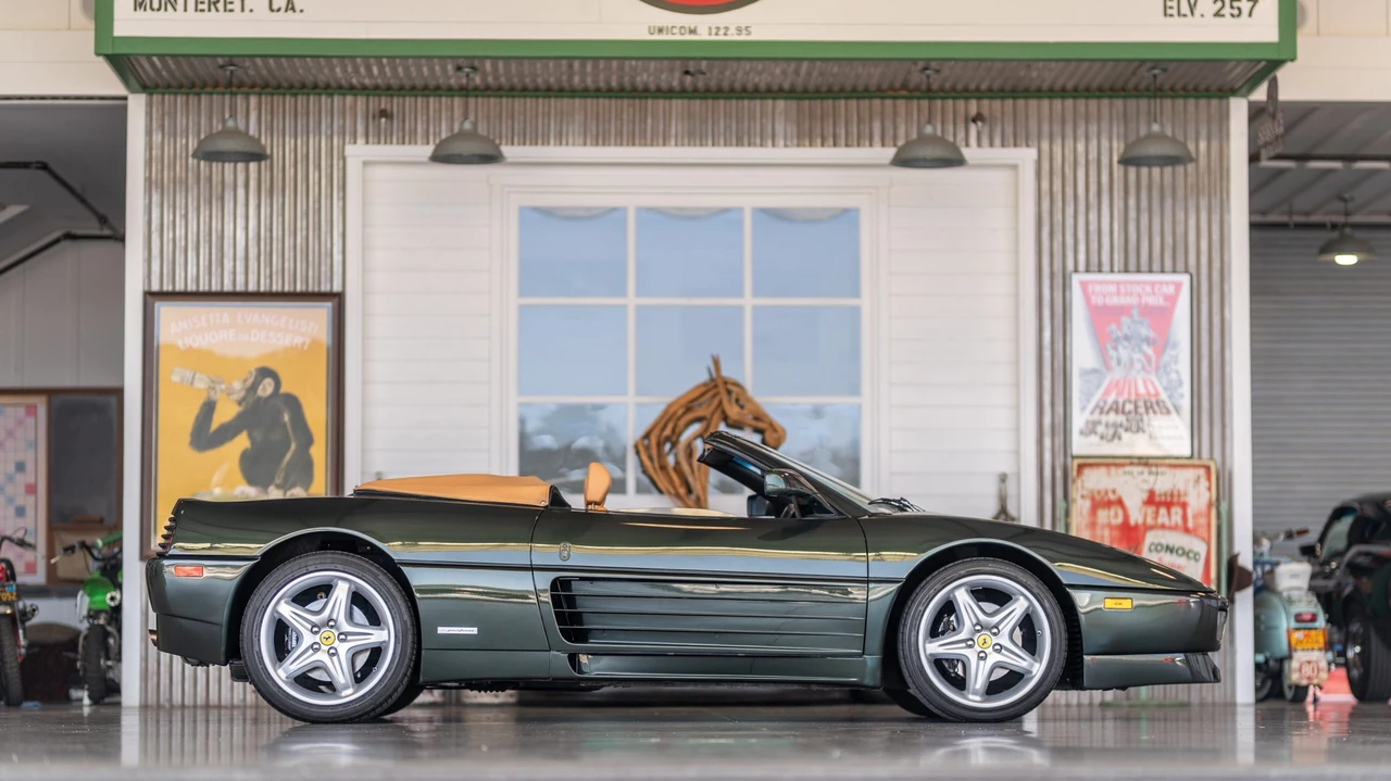 1995 Ferrari 348 Spider - Image 24 of 31