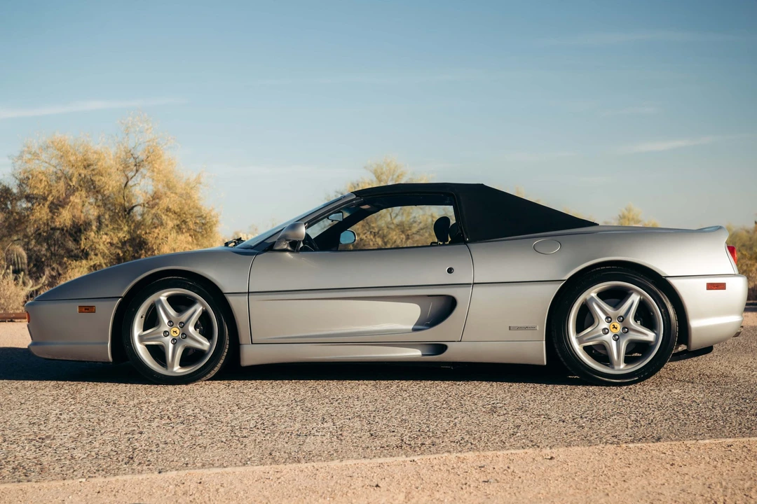1995 Ferrari F355 Spider - Image 23 of 31