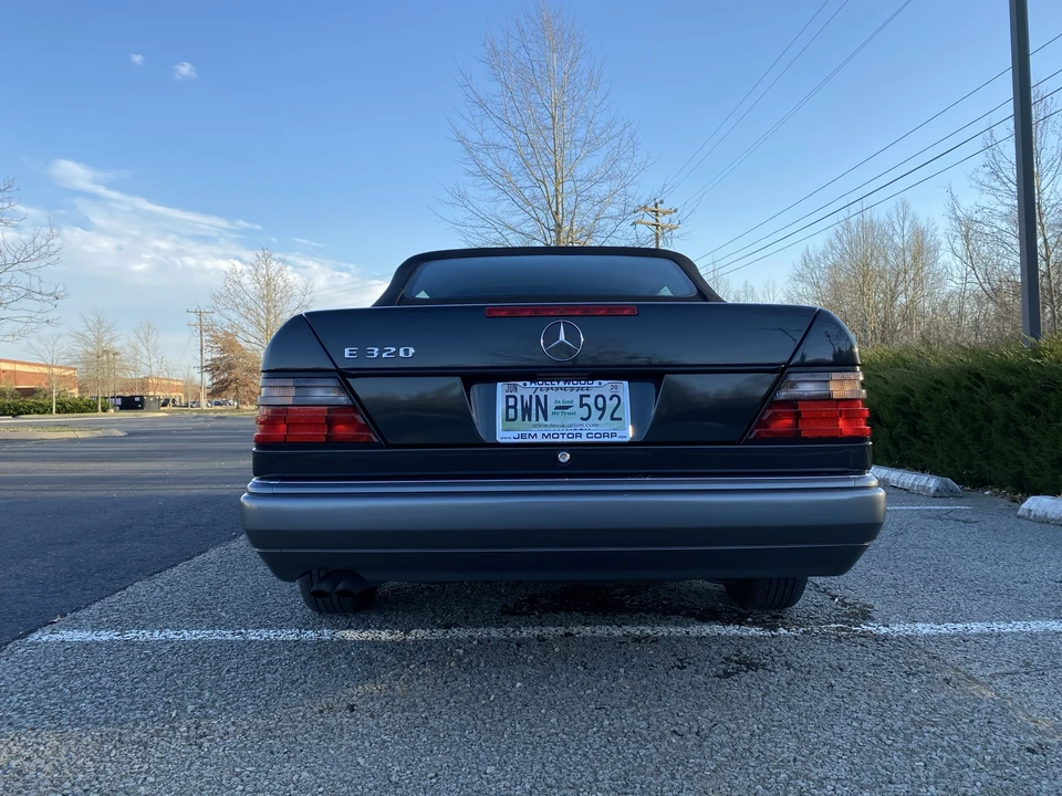 1995 Mercedes-Benz W124 E-Class - Image 16 of 31