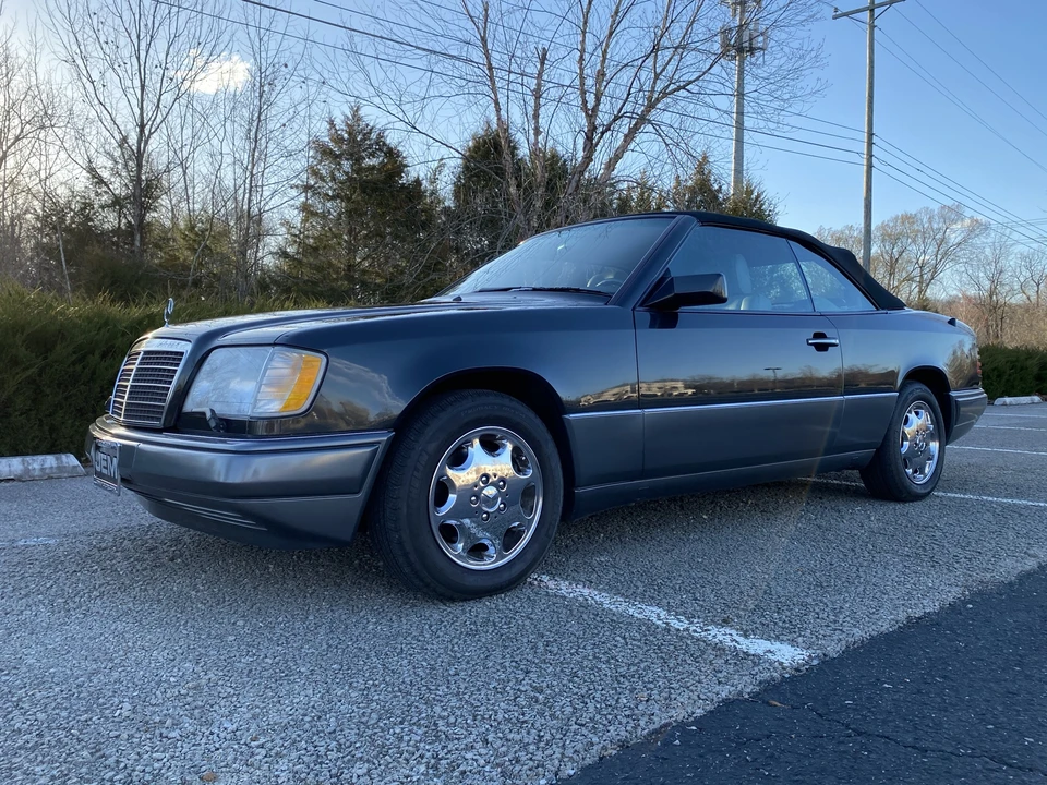 1995 Mercedes-Benz W124 E-Class - Image 2 of 31