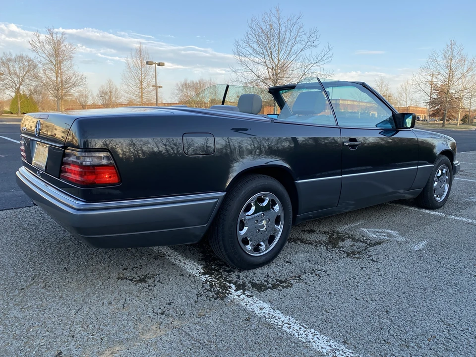1995 Mercedes-Benz W124 E-Class - Image 18 of 31