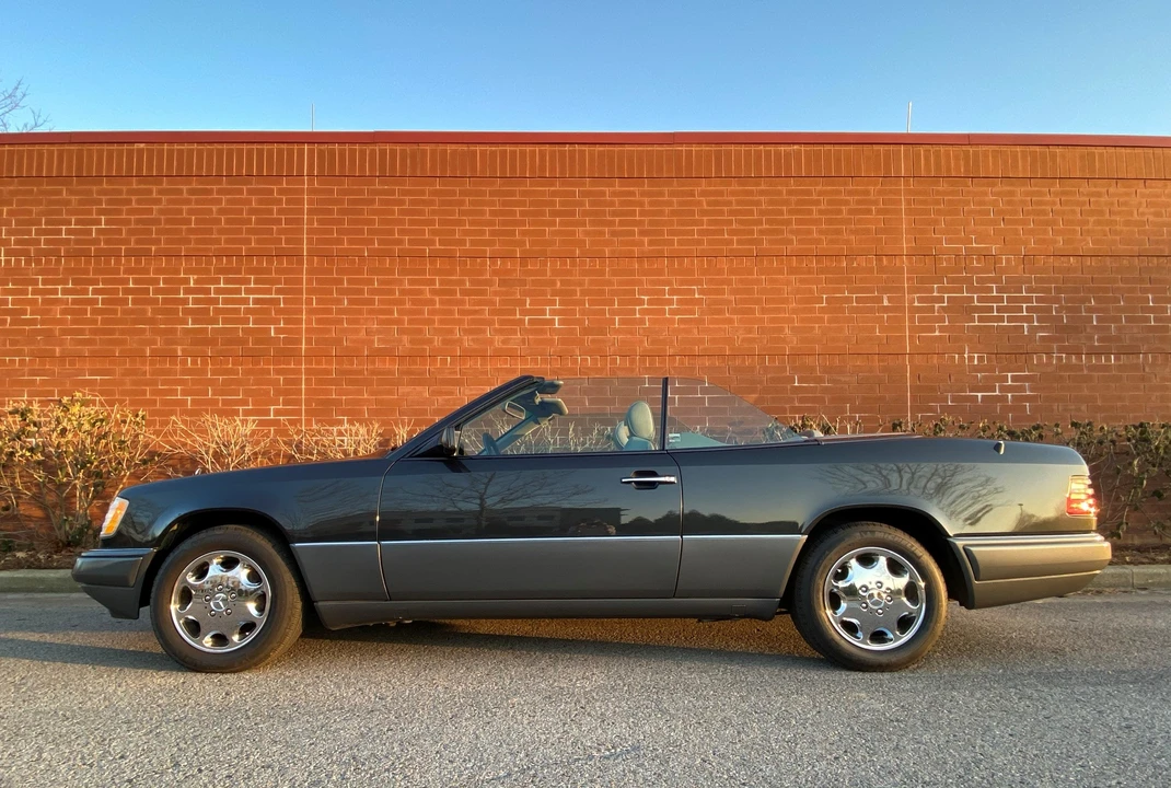 1995 Mercedes-Benz W124 E-Class - Image 8 of 31