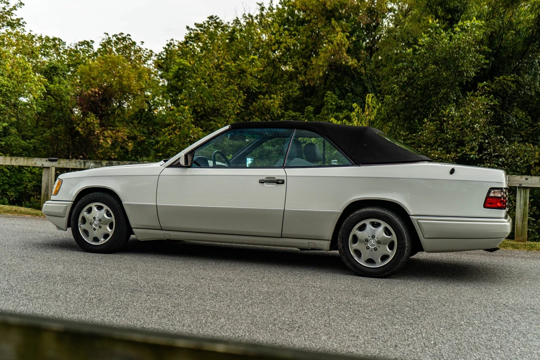 1995 Mercedes-Benz W124 E-Class - Image 5 of 31