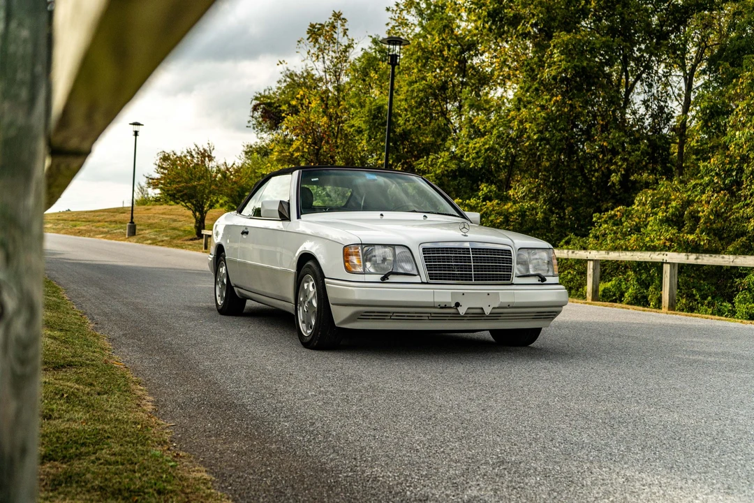 1995 Mercedes-Benz W124 E-Class - Image 10 of 31