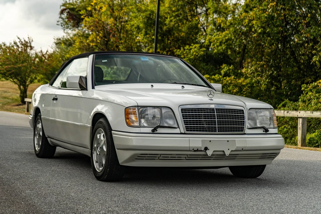 1995 Mercedes-Benz W124 E-Class - Image 11 of 31
