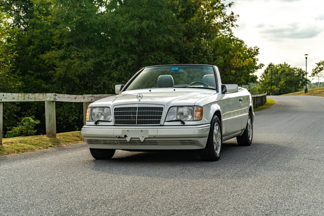1995 Mercedes-Benz W124 E-Class - Image 16 of 31