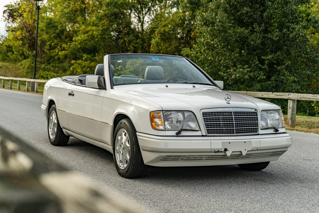 1995 Mercedes-Benz W124 E-Class - Image 30 of 31