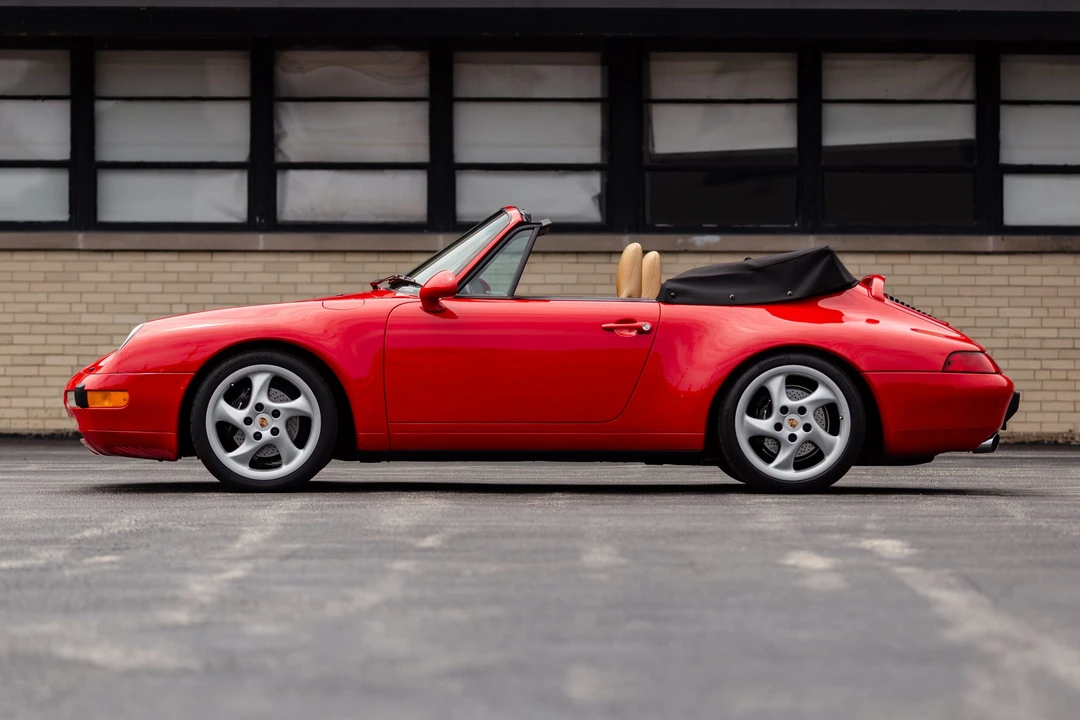 1995 Porsche 993 Carrera - Image 2 of 31