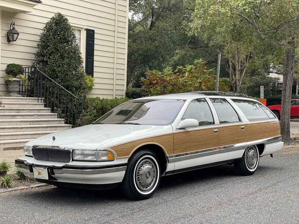 1996 Buick Roadmaster - Image 5 of 31
