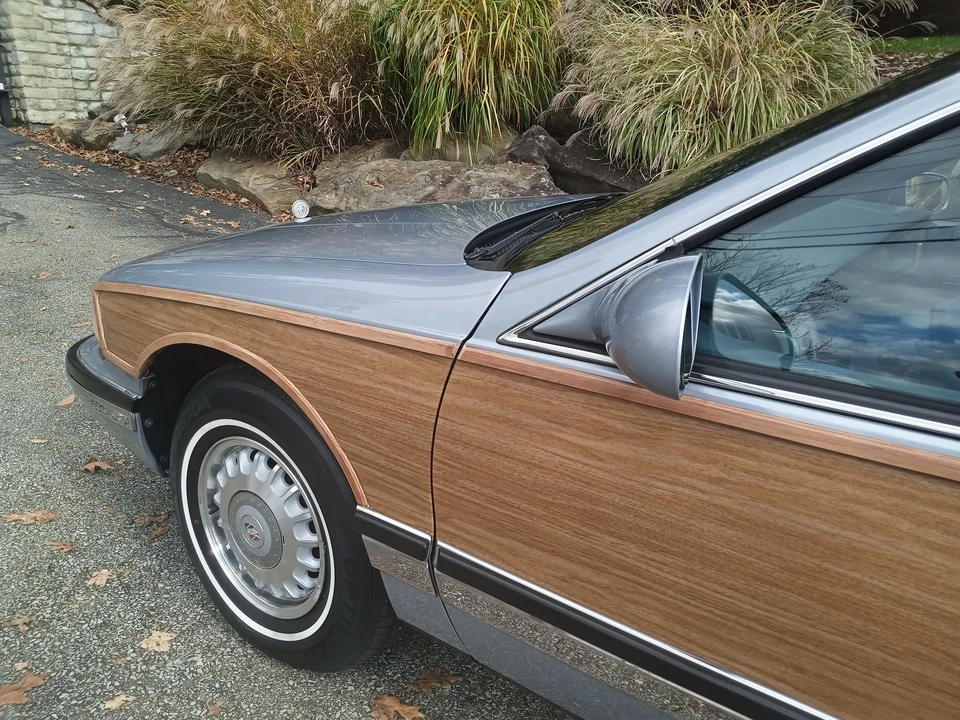 1996 Buick Roadmaster - Image 23 of 31