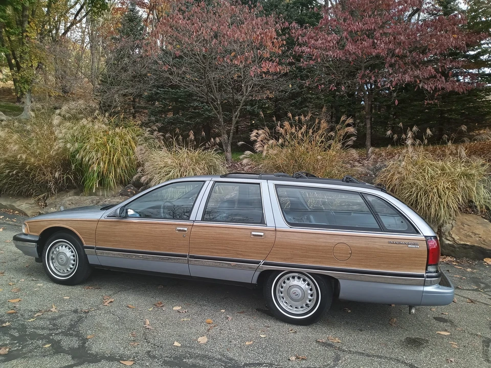 1996 Buick Roadmaster - Image 5 of 31