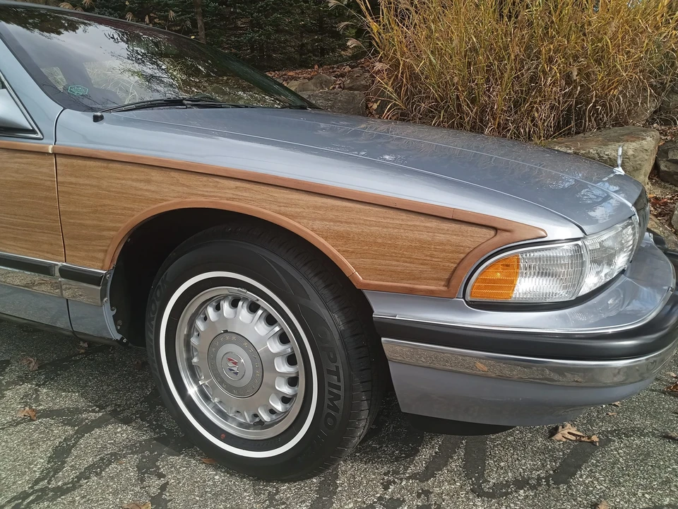 1996 Buick Roadmaster - Image 24 of 31