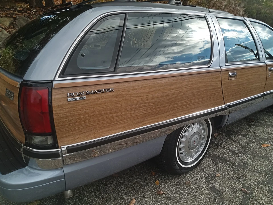 1996 Buick Roadmaster - Image 28 of 31