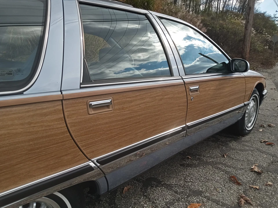 1996 Buick Roadmaster - Image 29 of 31