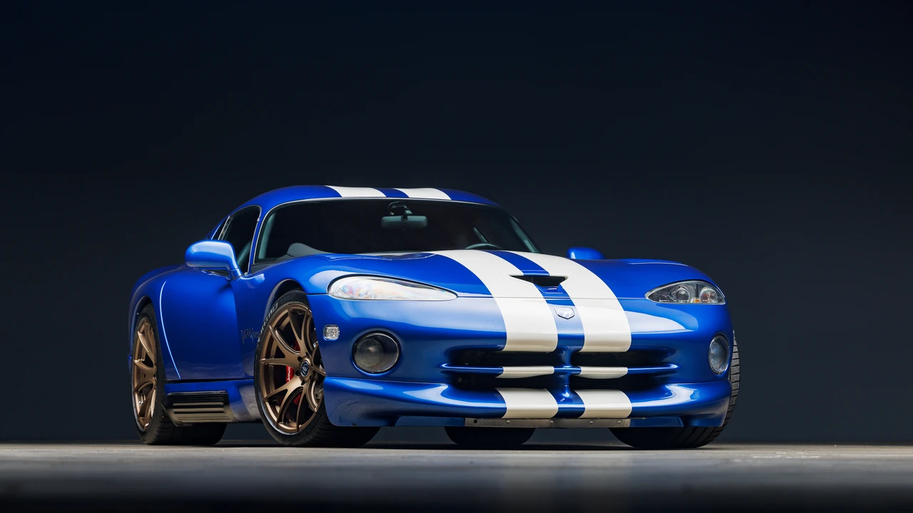 1997 Dodge Viper GTS 2nd Gen - Image 5 of 31