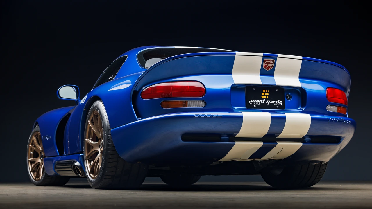 1997 Dodge Viper GTS 2nd Gen - Image 25 of 31
