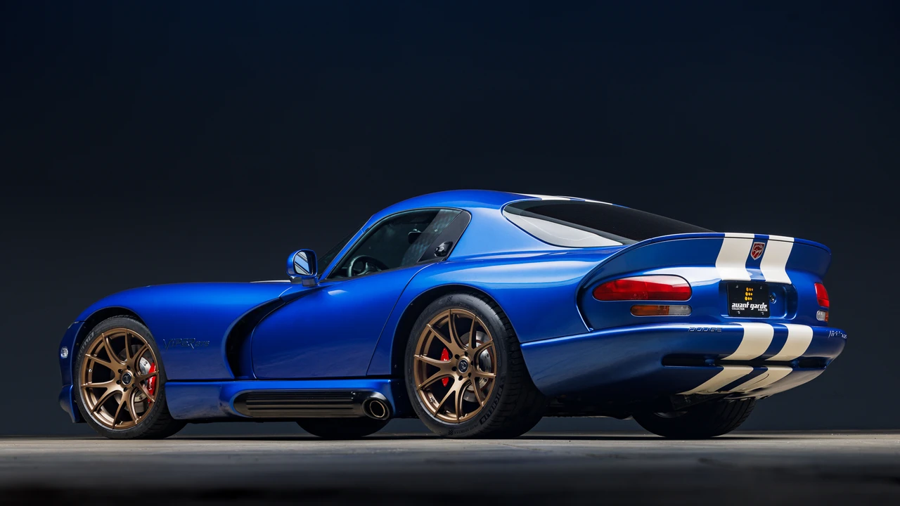 1997 Dodge Viper GTS 2nd Gen - Image 27 of 31
