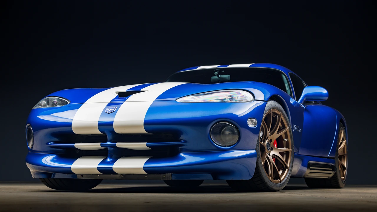 1997 Dodge Viper GTS 2nd Gen - Image 12 of 31