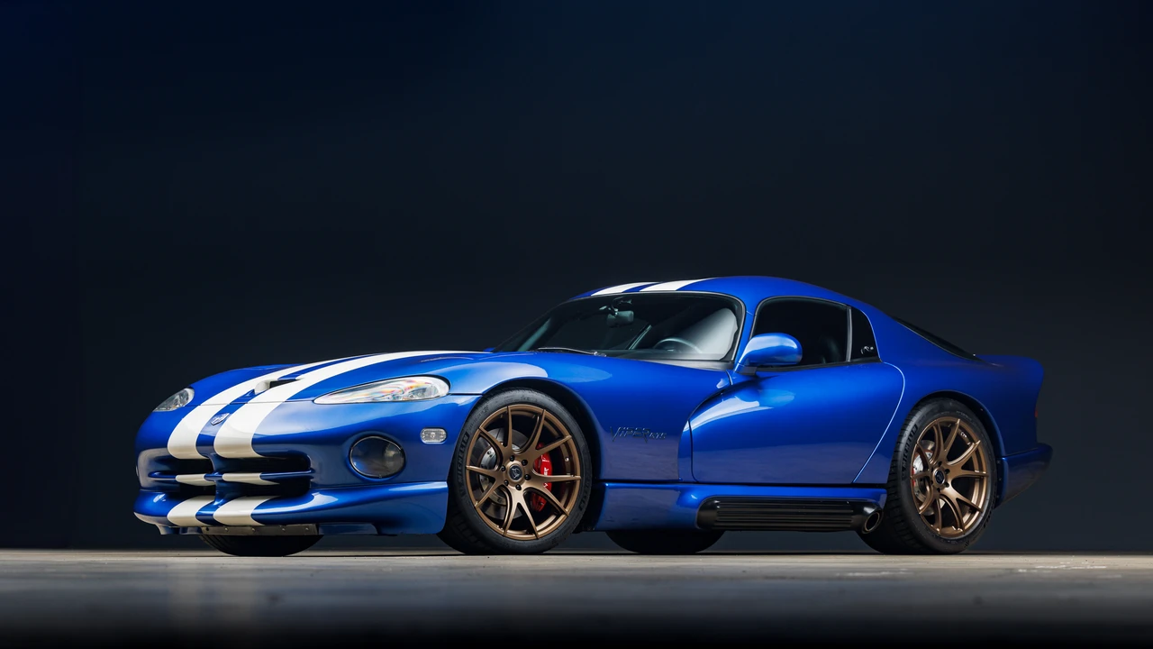 1997 Dodge Viper GTS 2nd Gen - Image 10 of 31