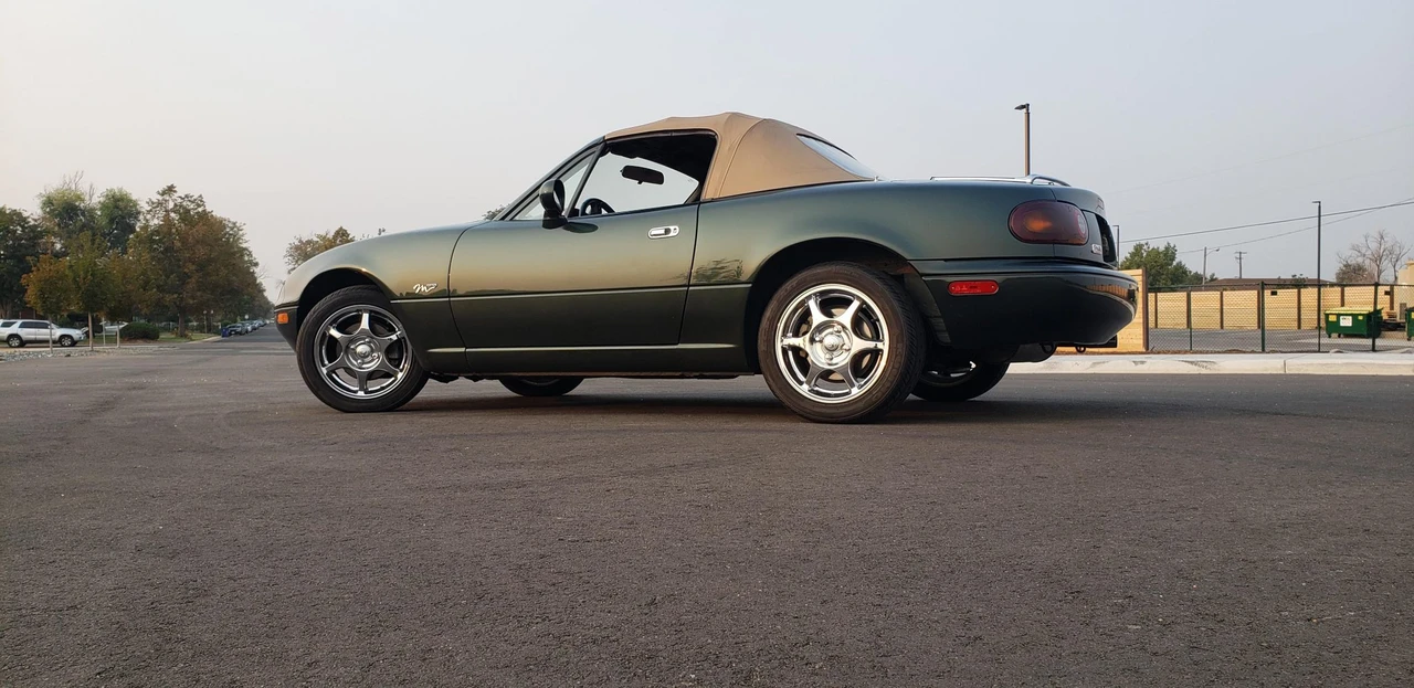1997 Mazda NA MX-5 Miata - Image 27 of 31