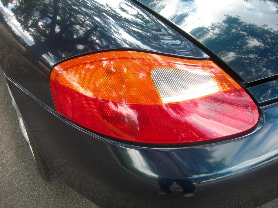 1997 Porsche 986 Boxster - Image 24 of 31