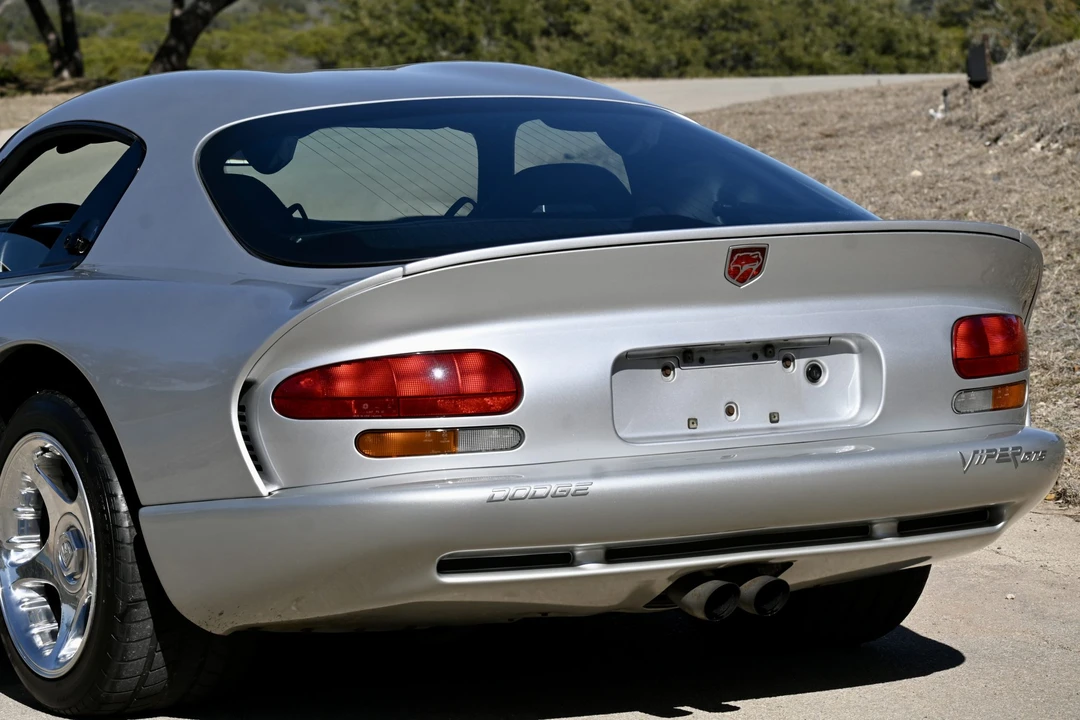 1998 Dodge Viper GTS 2nd Gen - Image 23 of 31