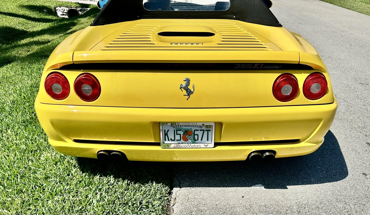 1998 Ferrari F355 Spider - Image 23 of 31