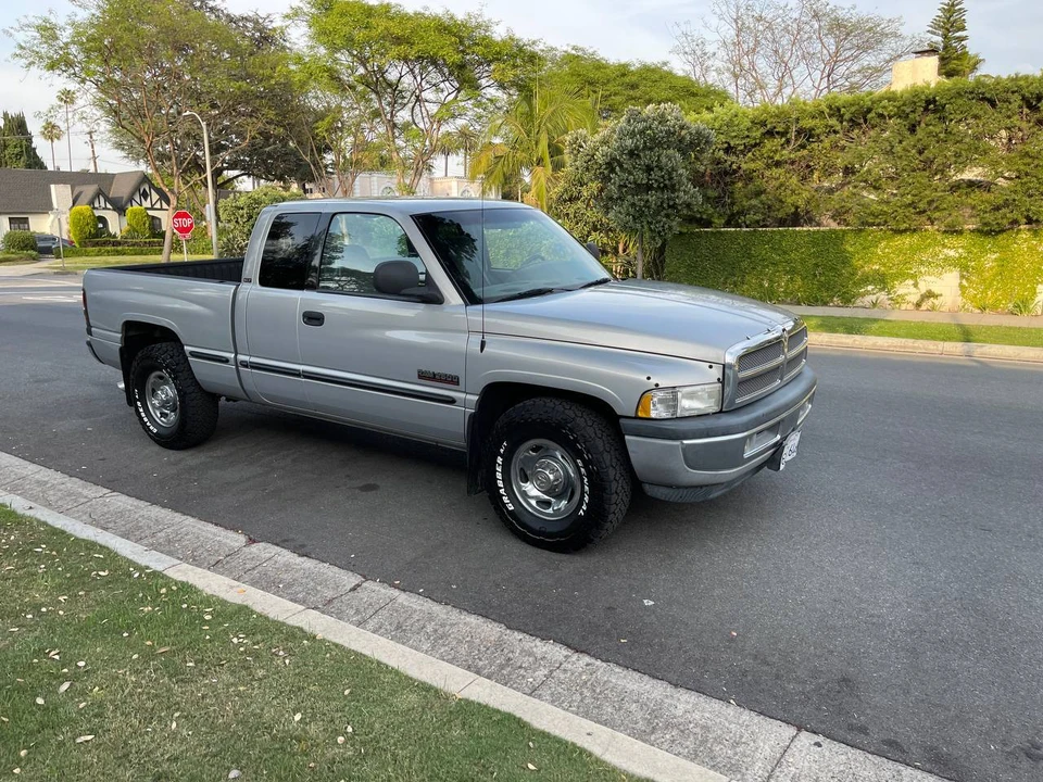 1999 Dodge Ram 2nd Gen - Image 2 of 31