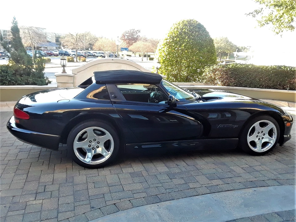 1999 Dodge Viper 2nd Gen - Image 17 of 31