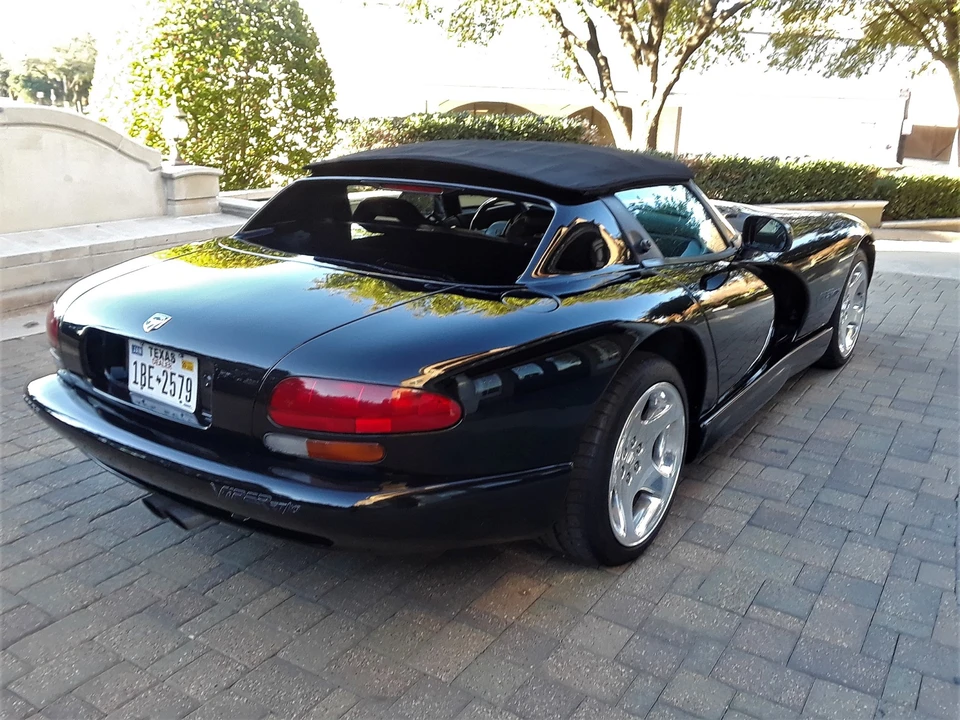 1999 Dodge Viper 2nd Gen - Image 16 of 31