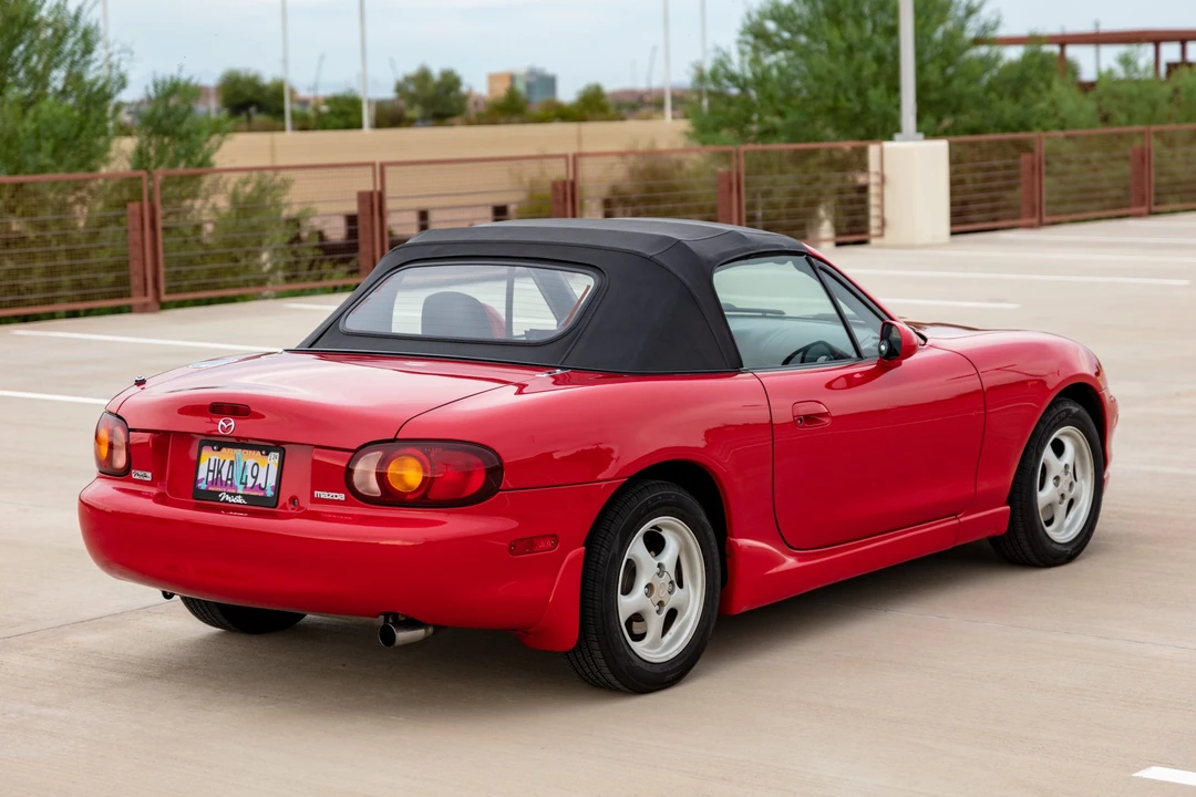 1999 Mazda NB MX-5 Miata - Image 7 of 31