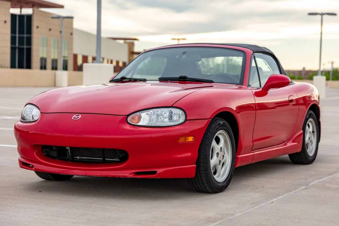 1999 Mazda NB MX-5 Miata - Image 2 of 31