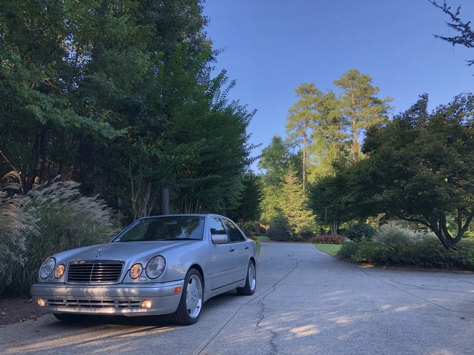 1999 Mercedes-Benz W210 E 36 & E 50 & E 55 & E 60 AMG - Image 2 of 31