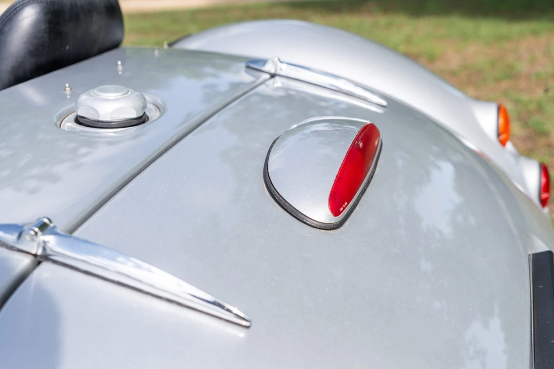 1999 Panoz Roadster - Image 26 of 31
