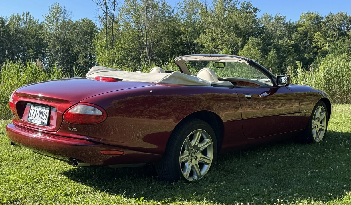 2000 Jaguar X100 XK8 - Image 12 of 31