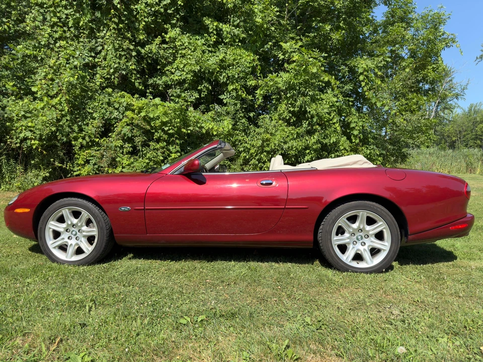 2000 Jaguar X100 XK8 - Image 7 of 31