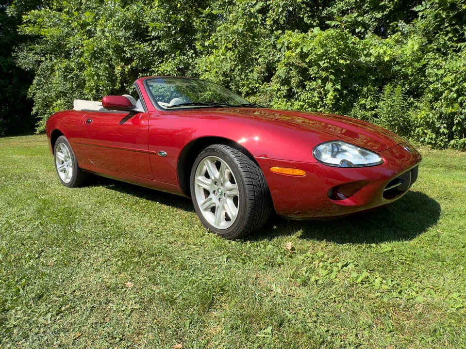 2000 Jaguar X100 XK8 - Image 14 of 31