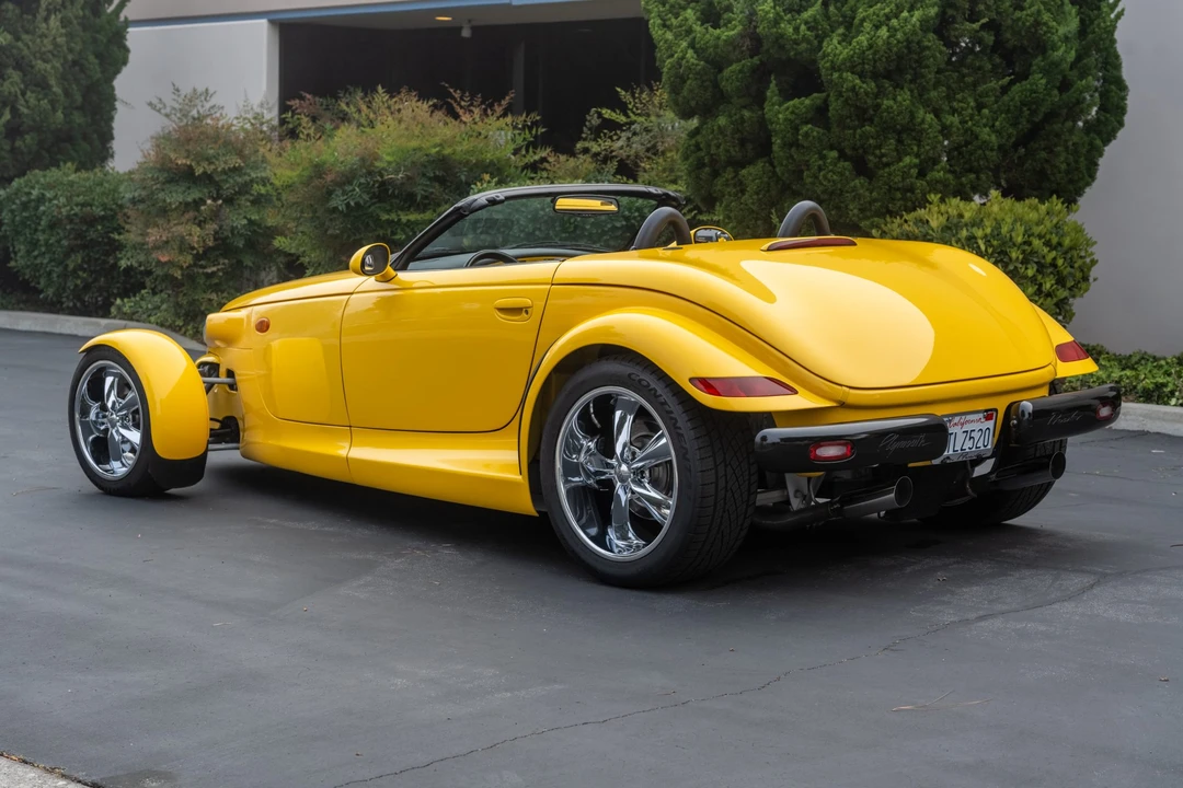 2000 Plymouth Prowler - Image 15 of 21