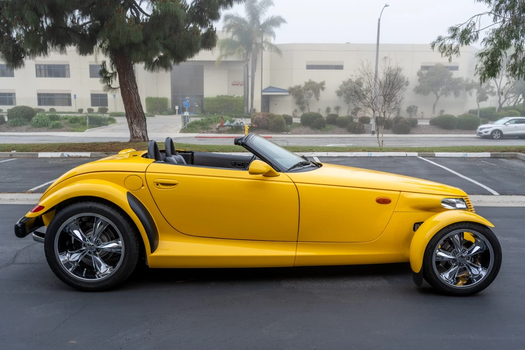 2000 Plymouth Prowler - Image 18 of 21
