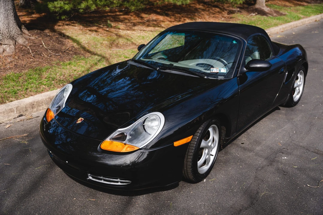 2000 Porsche 986 Boxster - Image 2 of 31
