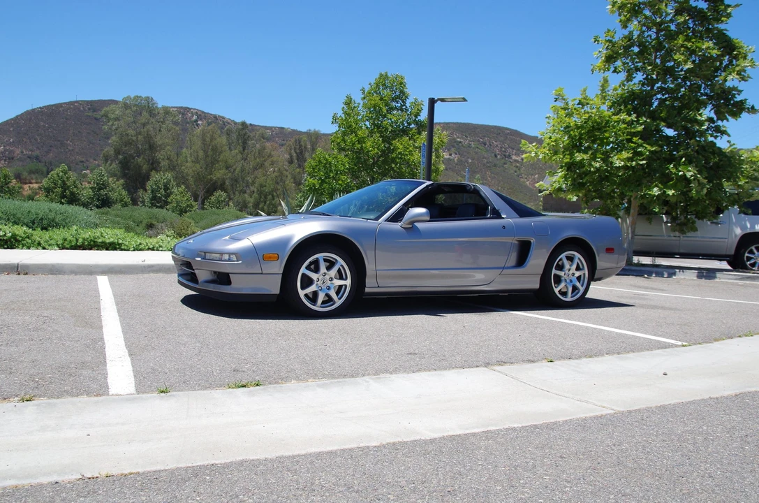 2001 Acura NA2 NSX - Image 13 of 31