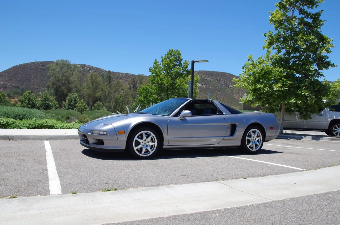 2001 Acura NA2 NSX - Image 15 of 31