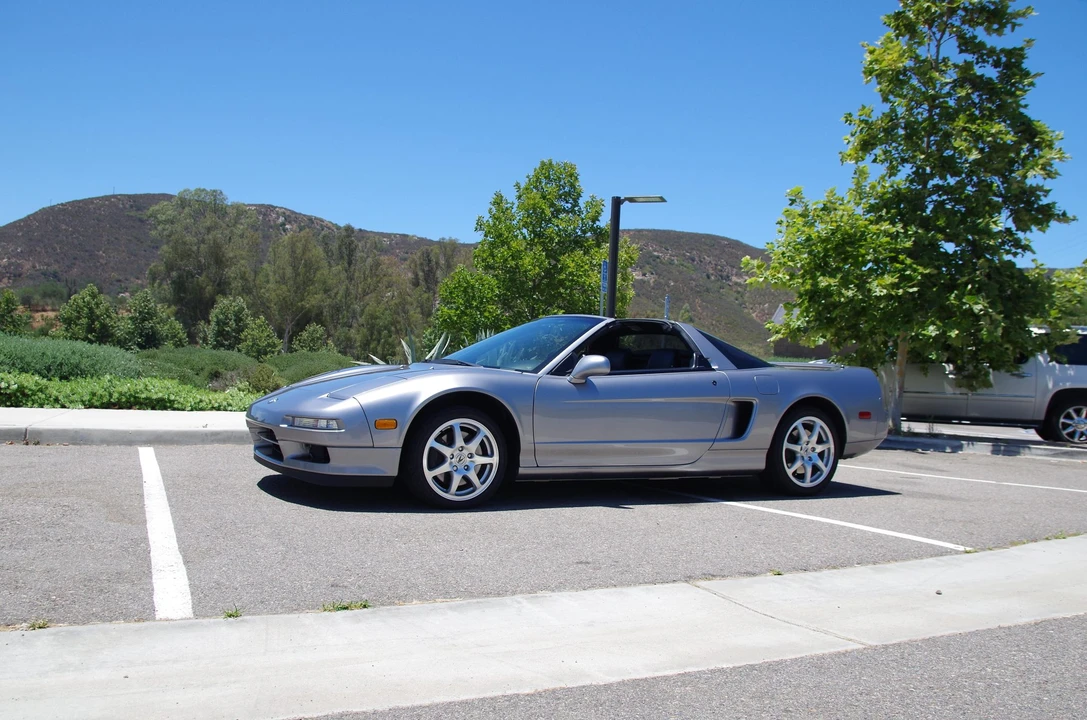 2001 Acura NA2 NSX - Image 16 of 31
