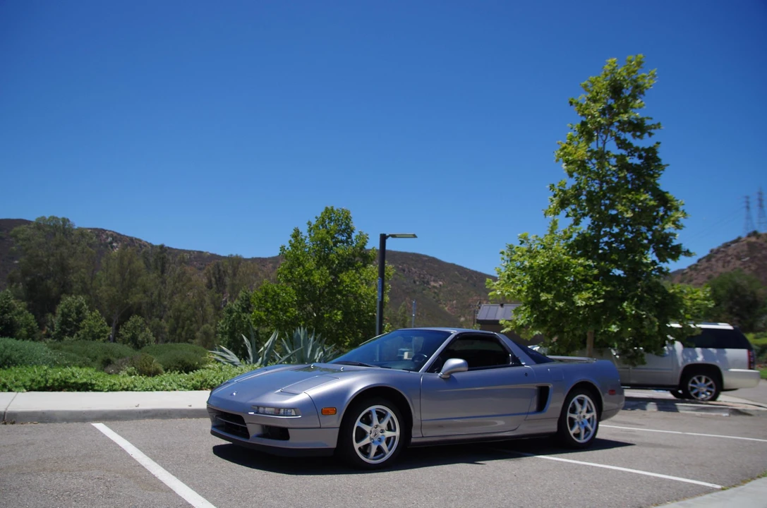 2001 Acura NA2 NSX - Image 10 of 31