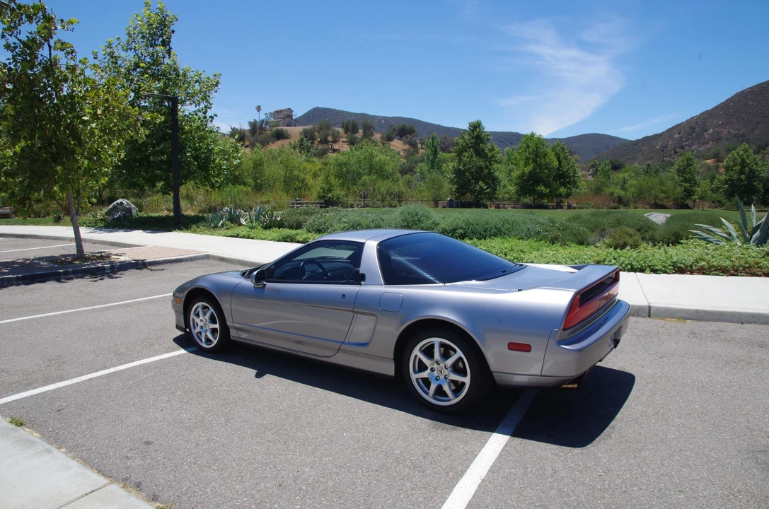 2001 Acura NA2 NSX - Image 28 of 31