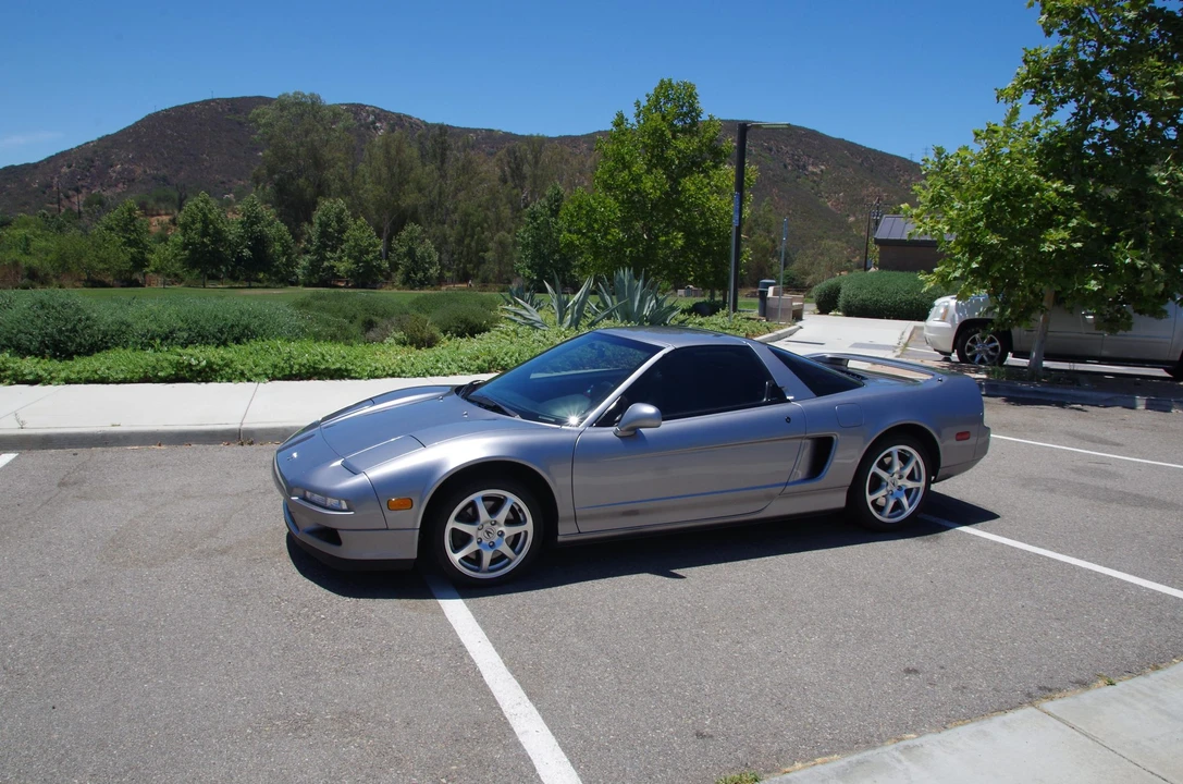 2001 Acura NA2 NSX - Image 8 of 31