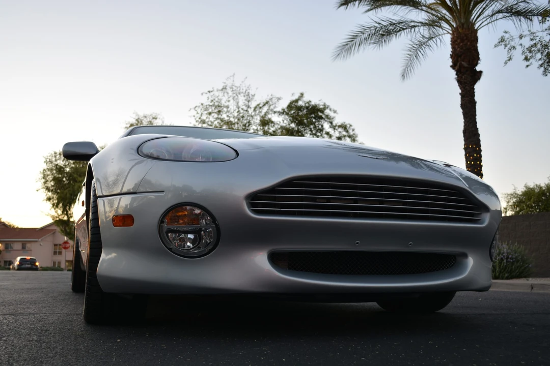 2001 Aston Martin DB7 Vantage - Image 17 of 31
