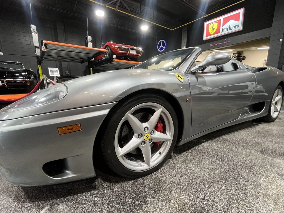 2001 Ferrari 360 Spider - Image 23 of 31